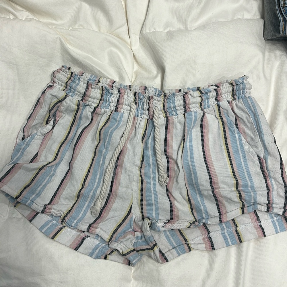 Striped flowy shorts